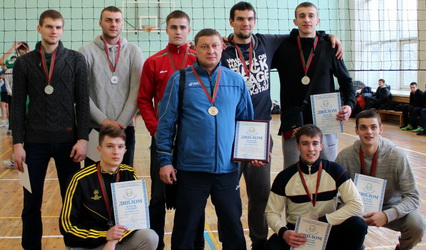 Студенты ГрГУ имени Янки Купалы заняли второе место на республиканской универсиаде по волейболу-2016
