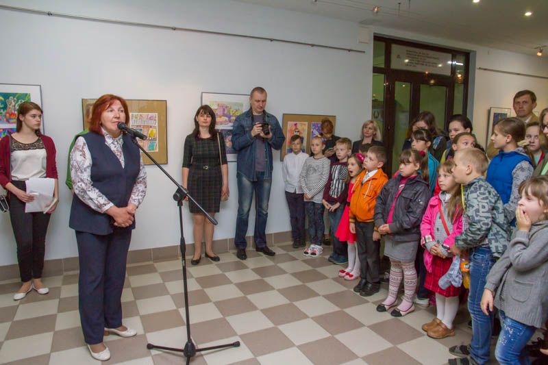 Городская выставка-конкурс детского рисунка «Формула будущего» открылась в галерее «UNIVERSUM» ГрГУ имени Янки Купалы