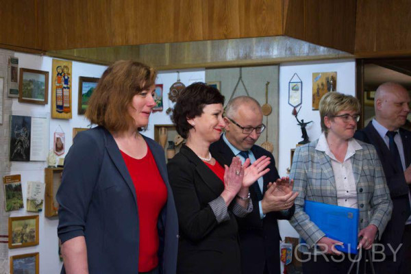 photo_2019-05-16_21-27-13