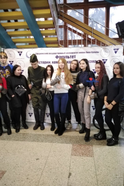 IMG-94bb9bca86f4574e1723dc0776a3174f-V