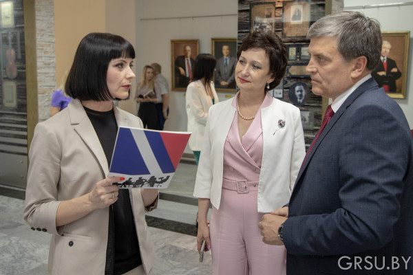 202106116562IMG_6562