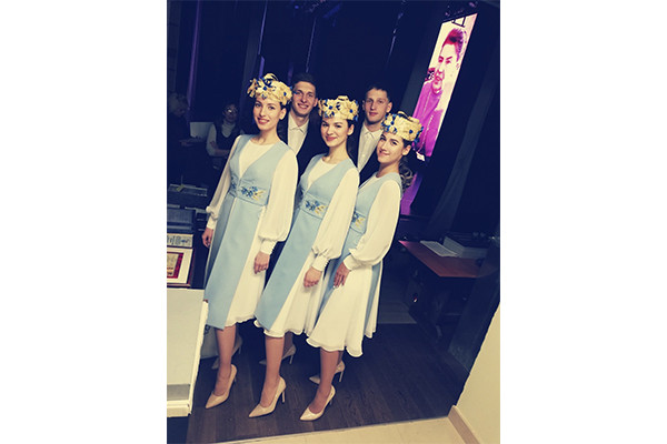 E51A3903-2A21-4C0F-87A4-76D7E771BA0Fr