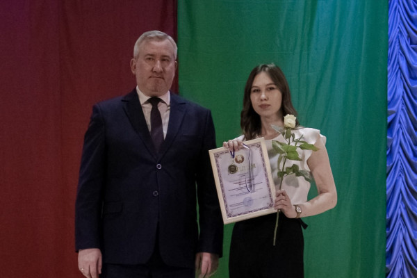 photo_5235777932729896310_y