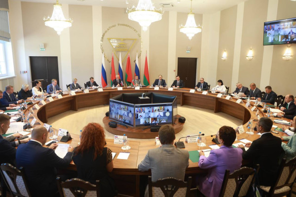 photo_5390972031895455635_y