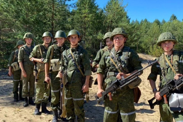 photo_5402282385887841559_y