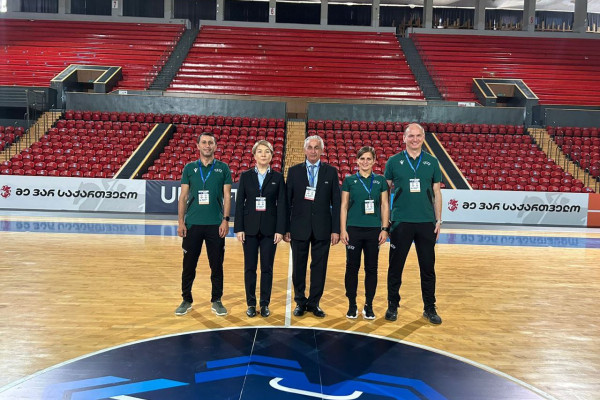 photo_5213435955237736457_y