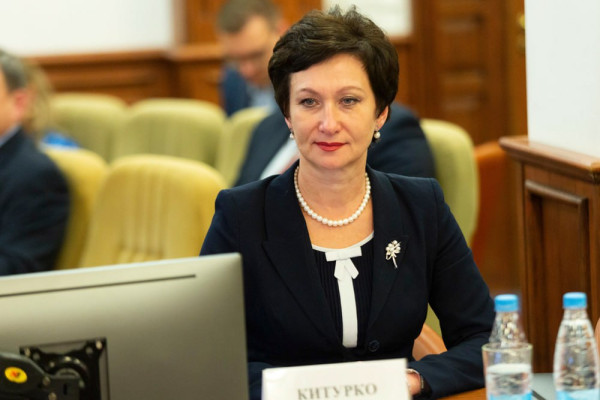 photo_5314548809759575780_y