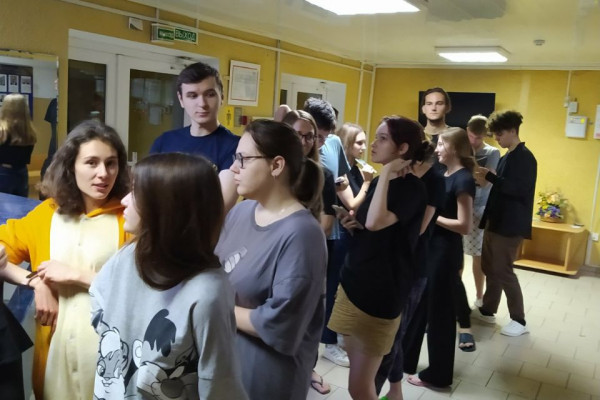 photo_5339025647990852492_y