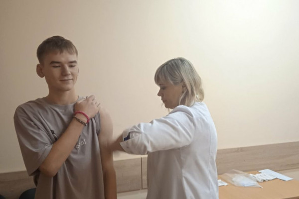 photo_5339025647990852493_y