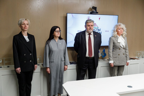 photo_5388560601032283846_y