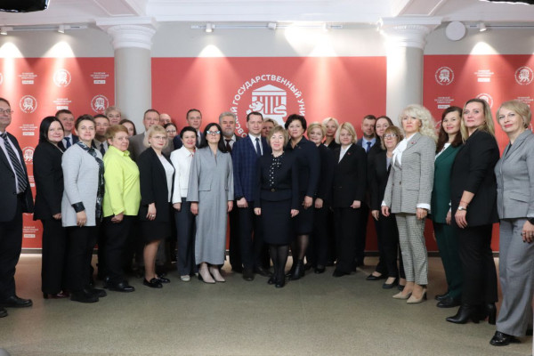 photo_5388560601032283847_y