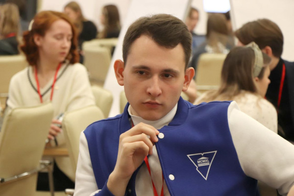 photo_5390870447328974800_y