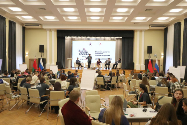 photo_5390870447328974802_y