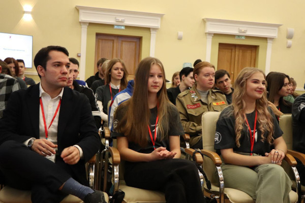 photo_5390870447328974805_y