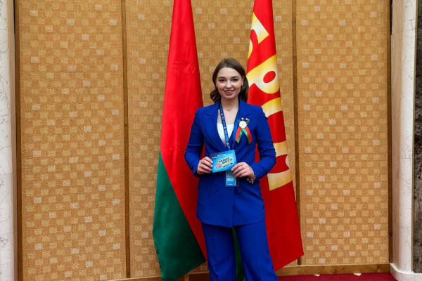 photo_5240453610221983319_y