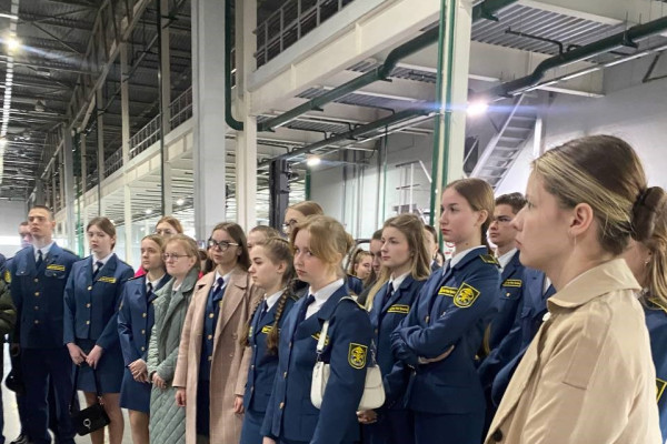 photo_5242321371239929072_y