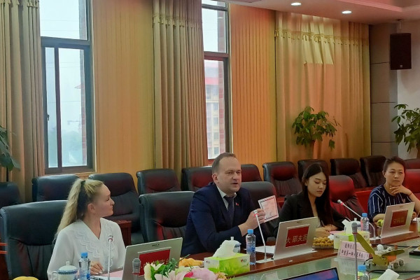 IMG-322b30139c816b78fd36c3a8b1756c3f-V