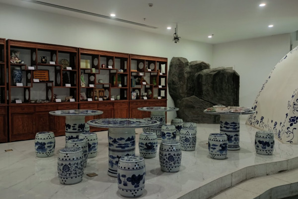 IMG-99de09c730e7558274f2759409a8dea5-V