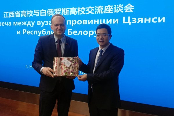 IMG-c2ead815bb3cb118d49ca9cb5fd7fe56-V