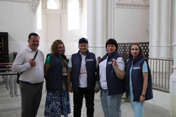 photo_5460753628273960546_y