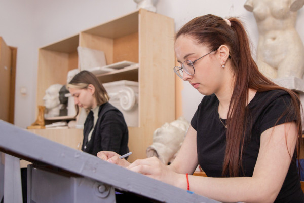 photo_5215729734061779518_y