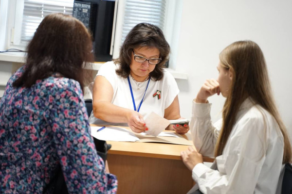 photo_5248972381500858831_y