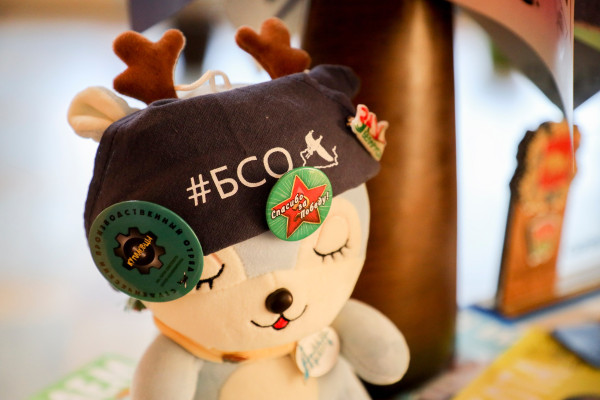 photo_5208593731798818672_w