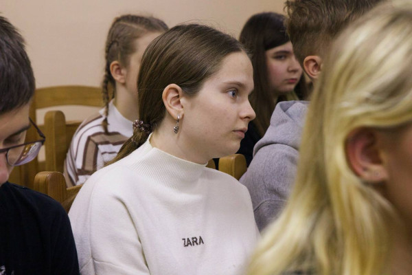 photo_5242291143260103546_y