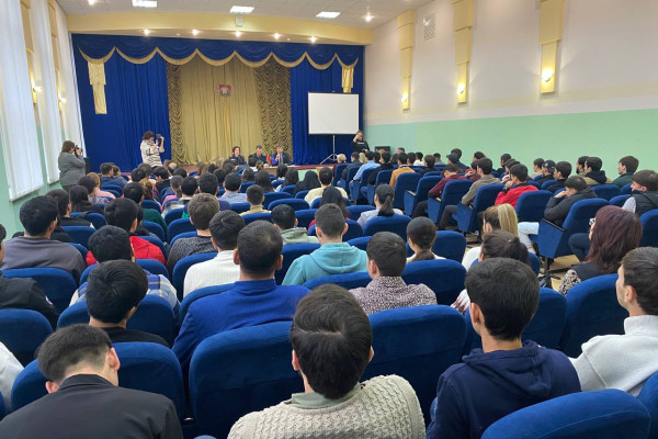 photo_5368708519160832699_y