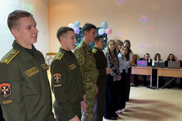 photo_5416029648489409963_x