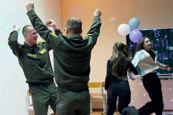 photo_5416029648489409964_x