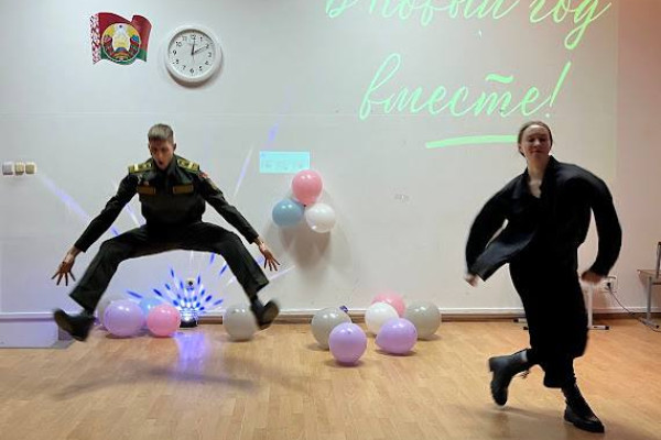 photo_5416029648489409971_x