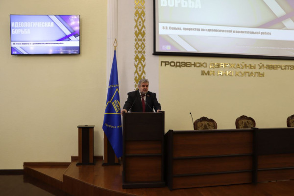 photo_5415939024679461650_y