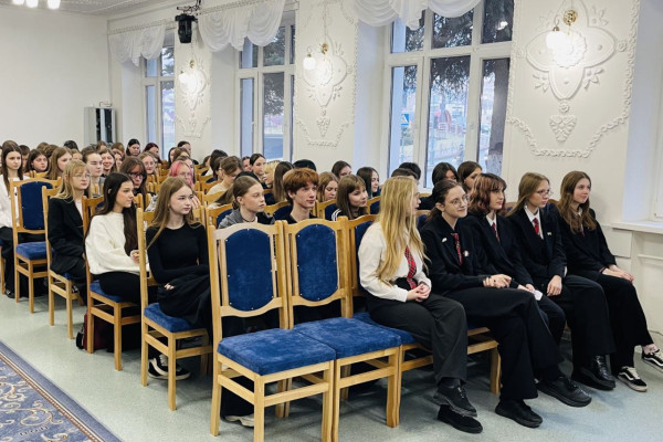 photo_5230998063626183965_y