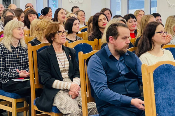 photo_5273803305425954426_y