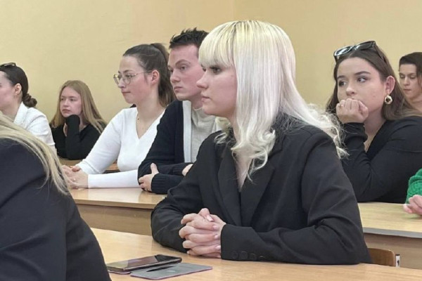 photo_5375534102662475462_x