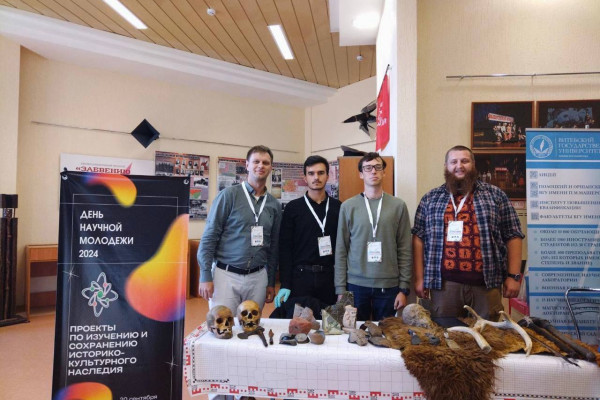 photo_5440569498185883596_y