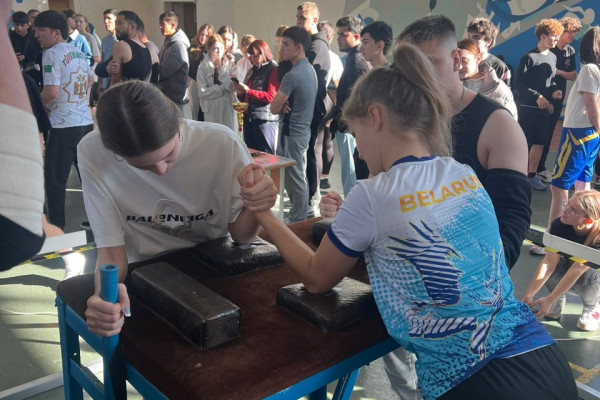 студенты ГрГУ имени Янки Купалы