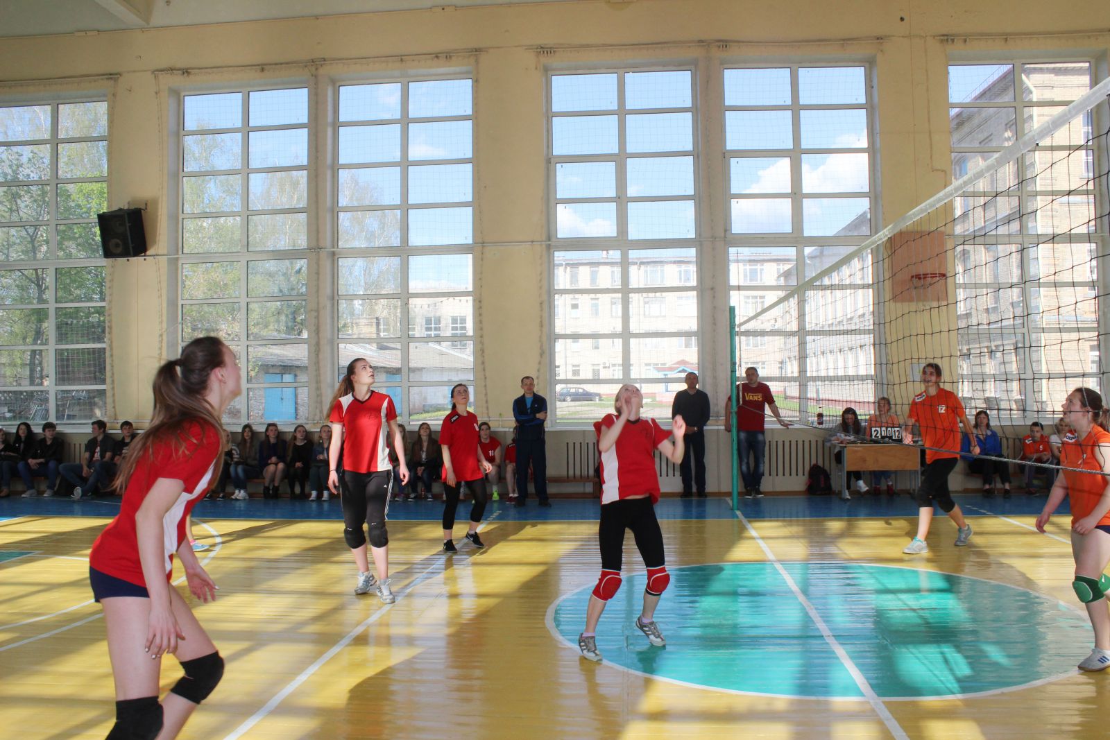 Определены победители соревнований по волейболу среди женских команд ГрГУ имени Янки Купалы