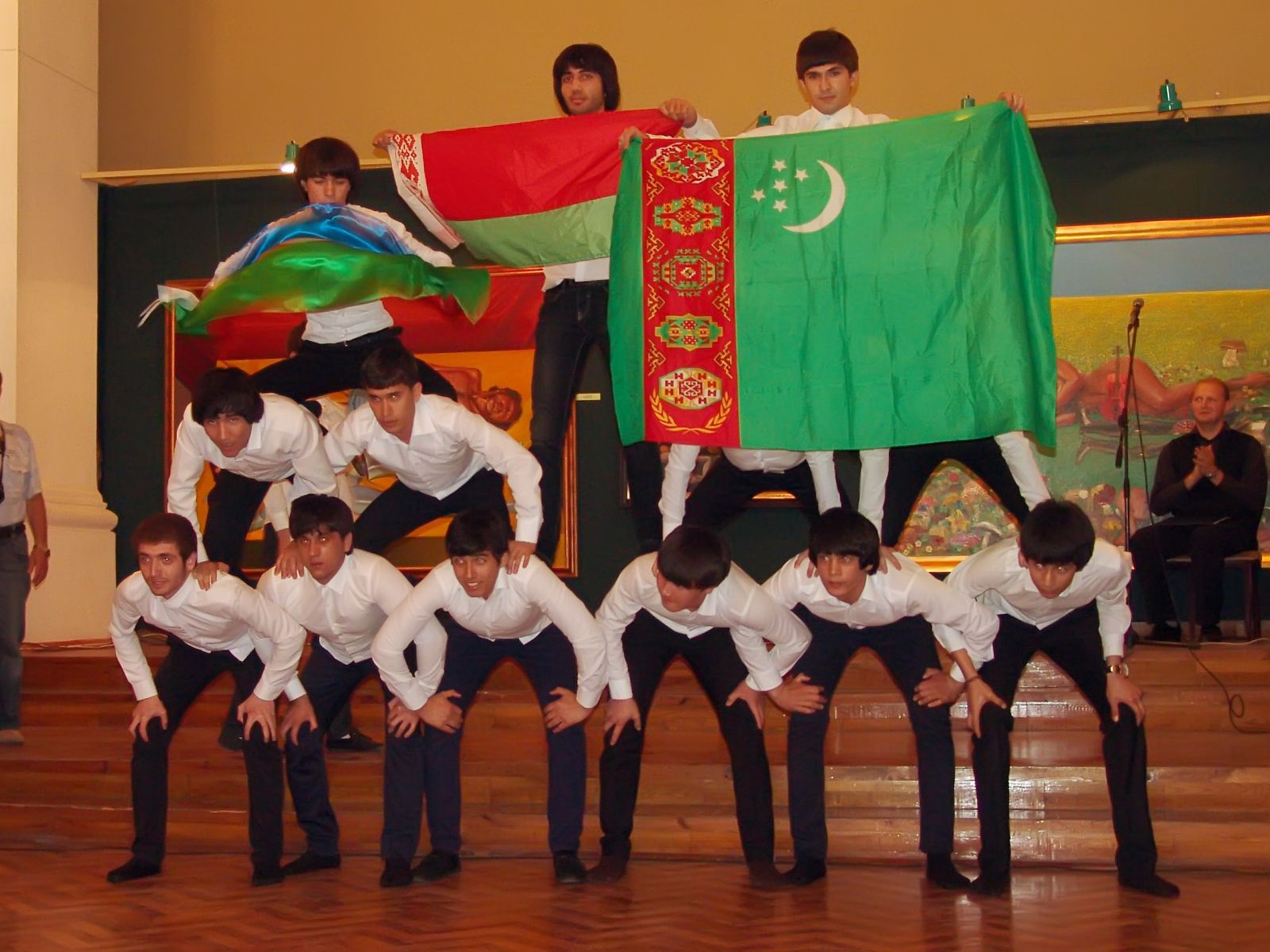 ГрГУ, Туркменистан, Ночь в музее