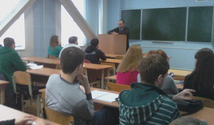 Студенты инженерно-строительного факультета встретились с главным правовым инспектором Гродненской области