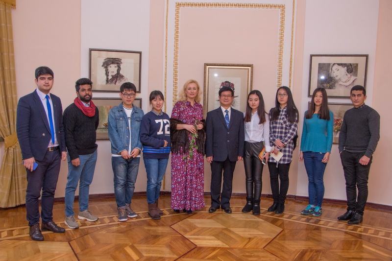 Иностранные студенты и слушатели ГрГУ имени Янки Купалы приняли участие в мероприятиях, посвященных 25-летию установления дипломатических отношений между Беларусью и Китаем