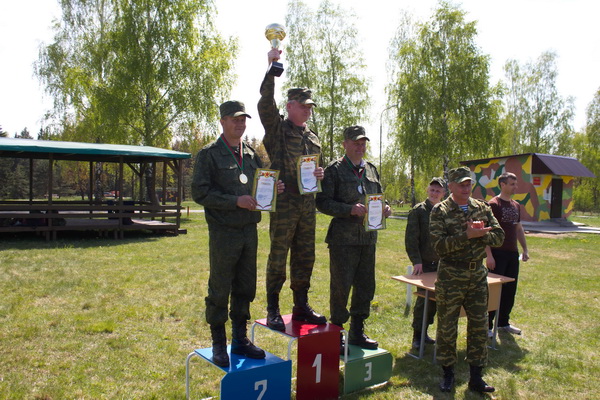 Сборная команда военного факультета ГрГУ имени Янки Купалы стала призером чемпионата Вооруженных Сил Республики Беларусь по многоборью «Командирские старты»