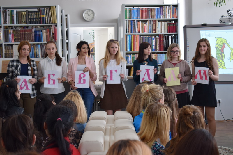 День белорусской письменности и культуры отметили студенты и преподаватели филологического факультета ГрГУ имени Янки Купалы