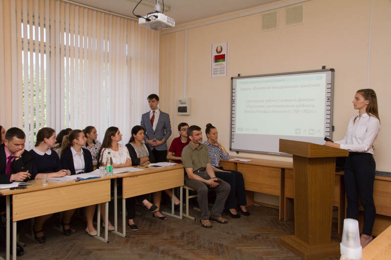 В ГрГУ имени Янки Купалы прошла защита первого в университете междисциплинарного дипломного проекта