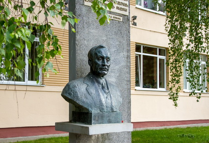 135 лет назад родился классик белорусской литературы Янка Купала