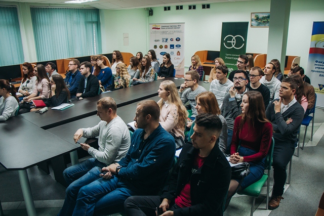 У ГрДУ імя Янкі Купалы прайшла прэзентацыя праекта «Цэнтр планавання і развіцця кар'еры»