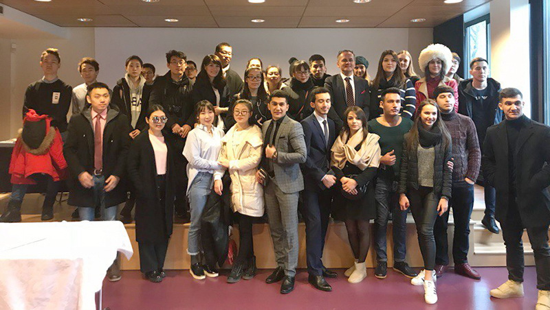 Иностранные студенты из Туркменистана приняли участие в учебно-образовательном туре «Система высшего образования Германии и Франции в Европейском образовательном пространстве»