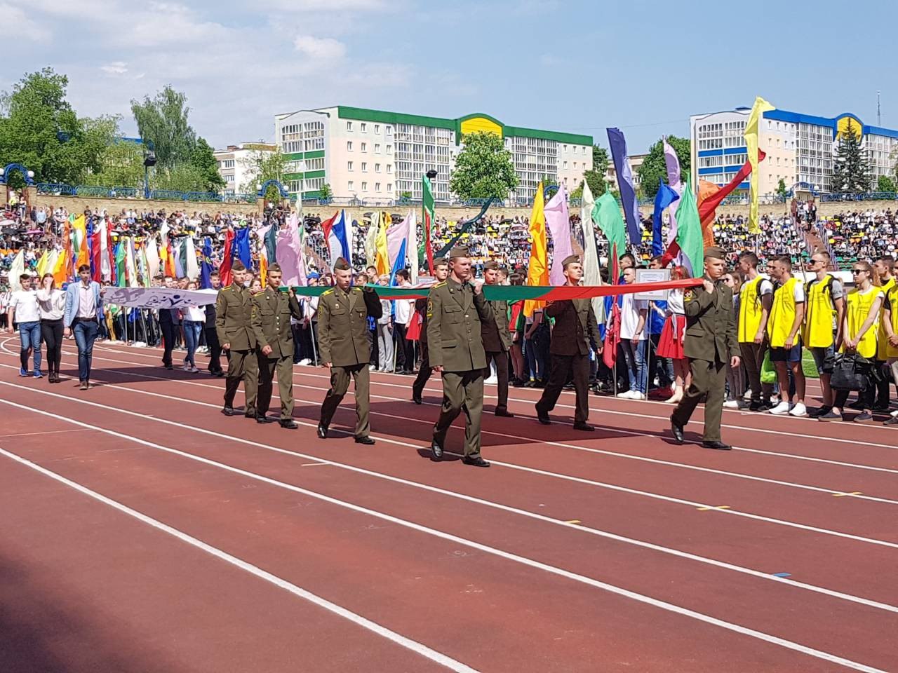 Заключныя мерапрыемствы Рэспубліканскага грамадзянска-патрыятычнага марафону "Разам - за моцную і квітнеючую Беларусь!" у гэтыя хвіліны праходзяць на ЦСК "Нёман"