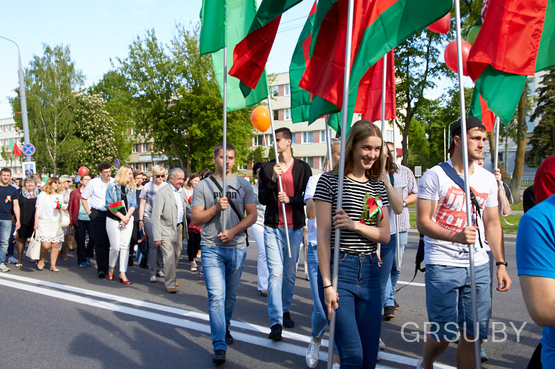 Студенты и преподаватели ГрГУ имени Янки Купалы приняли участие в праздновании Дня Победы (ФОТООТЧЕТ)